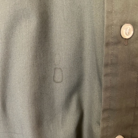 Tommy Hilfiger Men’s Dark Green Long-Sleeved Shirt - Picture 7 of 7